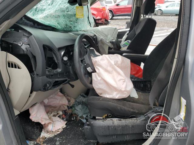 2C4RDGBG5KR805290 2019 DODGE CARAVAN photo no. 7