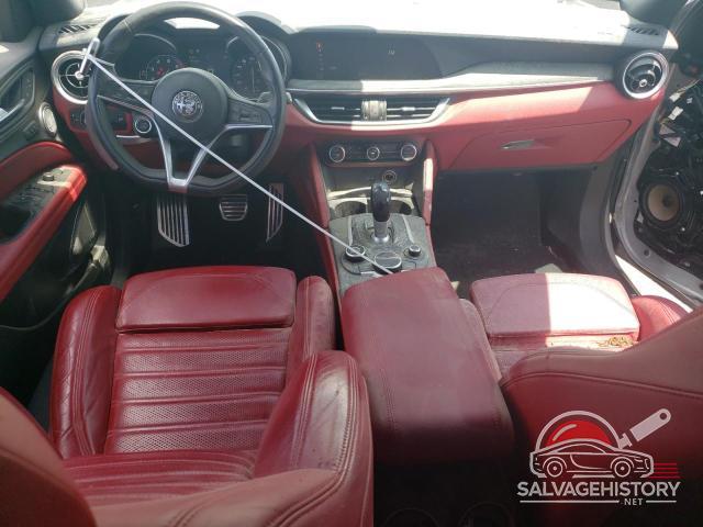 ZASFAKNN3J7B83028 2018 ALFA ROMEO STELVIO photo no. 8