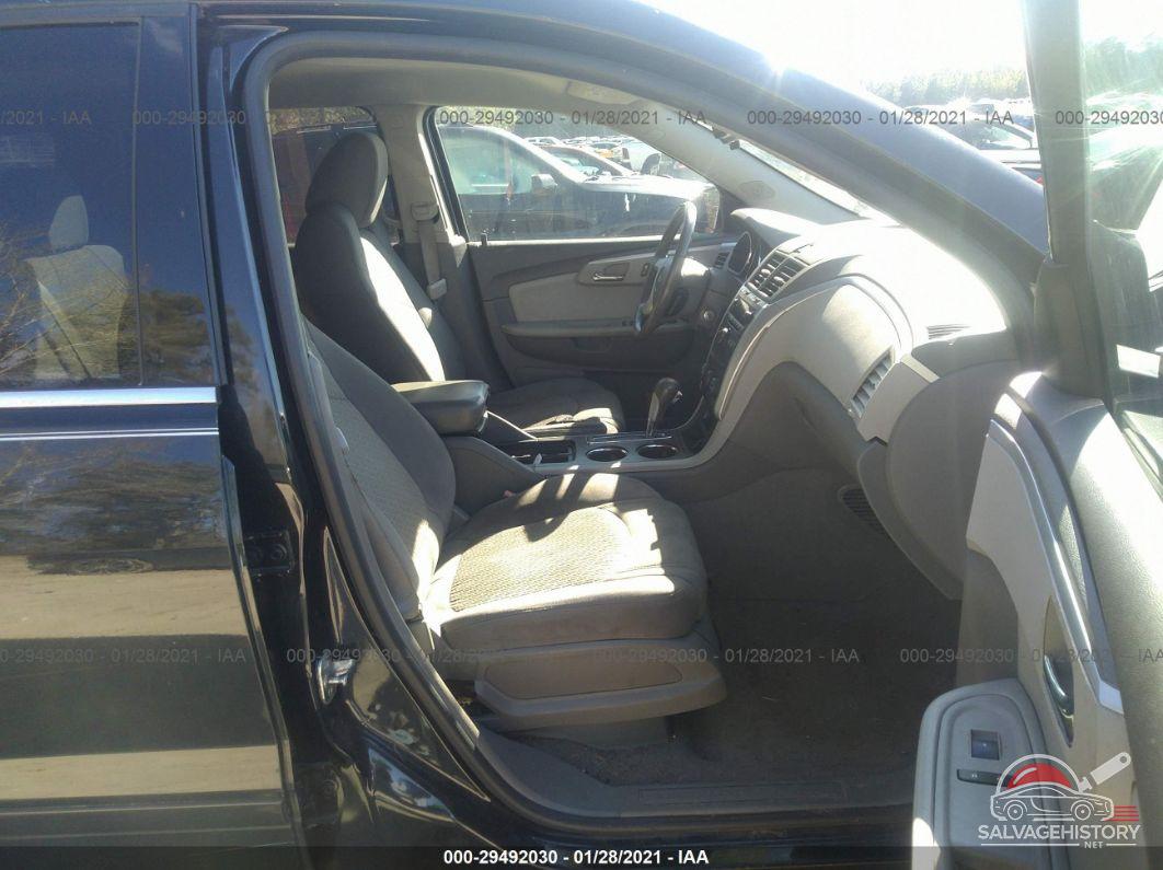 1GNKRGED4BJ214142 2011 CHEVROLET TRAVERSE photo no. 5