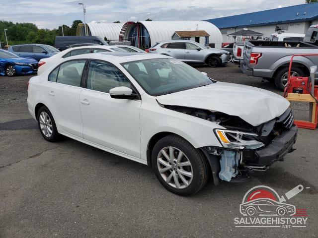 3VWD17AJ9EM407332 2014 VOLKSWAGEN JETTA photo no. 4