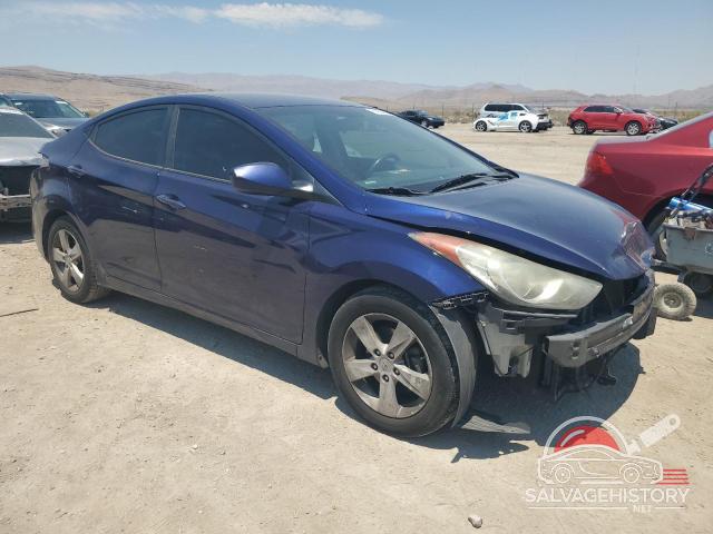 5NPDH4AEXDH345198 2013 HYUNDAI ELANTRA photo no. 4