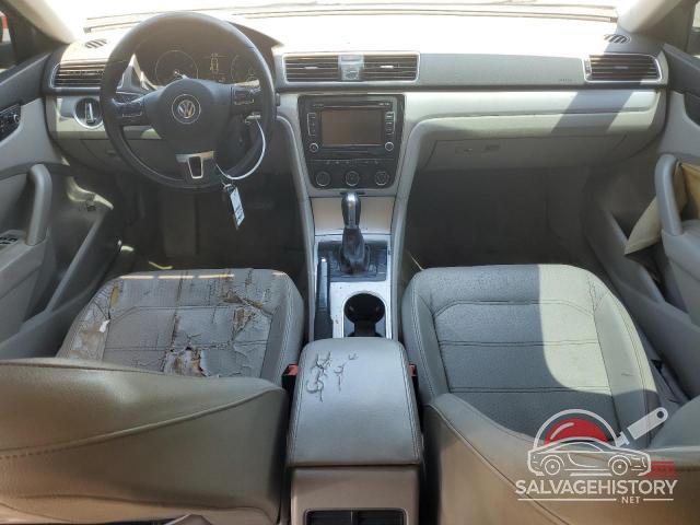 1VWBH7A32DC125800 2013 VOLKSWAGEN PASSAT photo no. 8