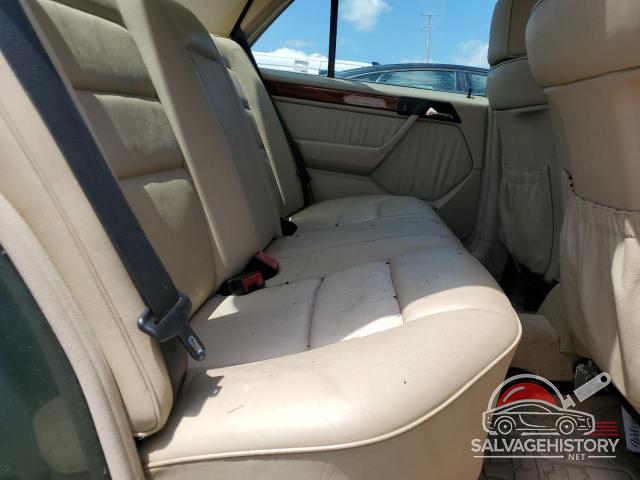 WDBEA32E3SC272278 1995 MERCEDES-BENZ E-CLASS photo no. 10
