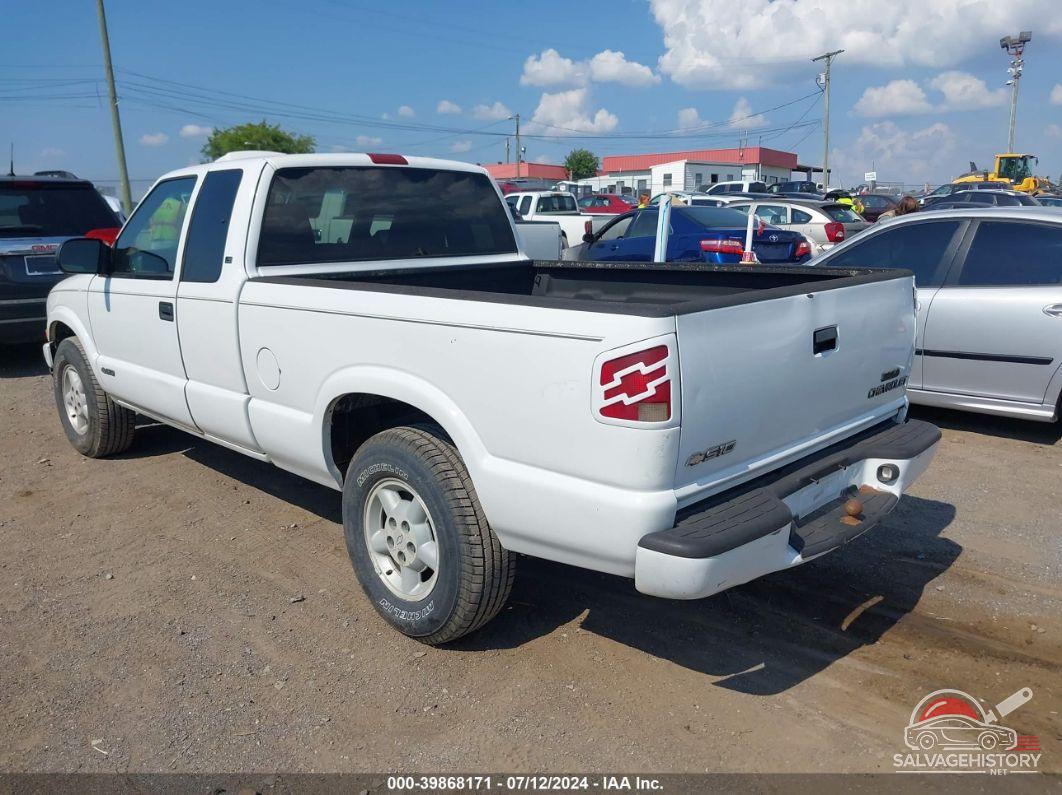 1GCDT19W728260308 2002 CHEVROLET S-10 photo no. 3