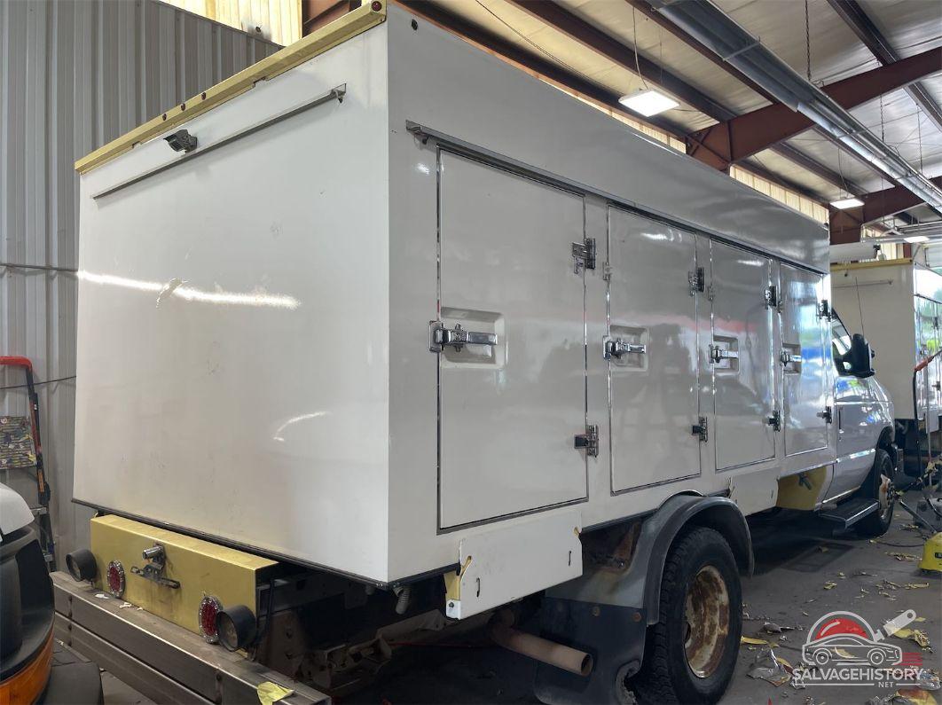 1FDXE4FS1HDC69043 2017 FORD ECONOLINE photo no. 10