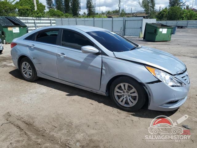 5NPEB4ACXCH381556 2012 HYUNDAI SONATA photo no. 4