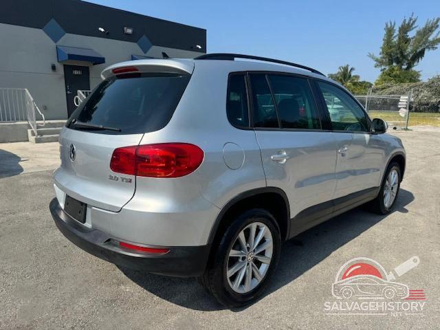 WVGAV7AX2FW591945 2015 VOLKSWAGEN TIGUAN photo no. 3