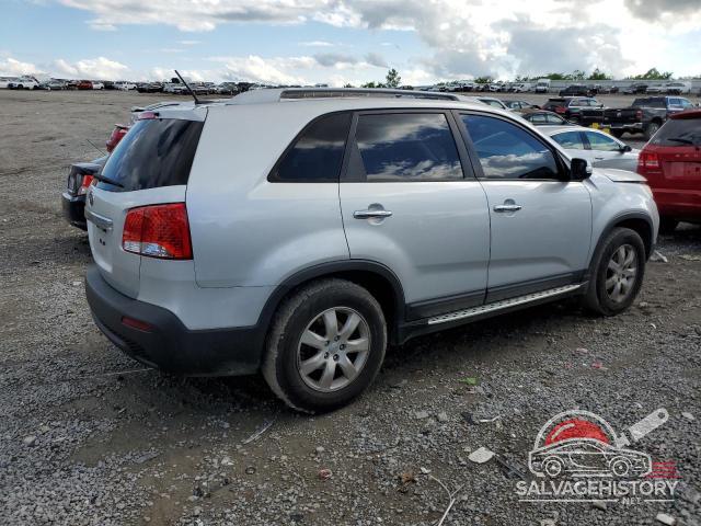 5XYKT4A22DG361348 2013 KIA SORENTO photo no. 3