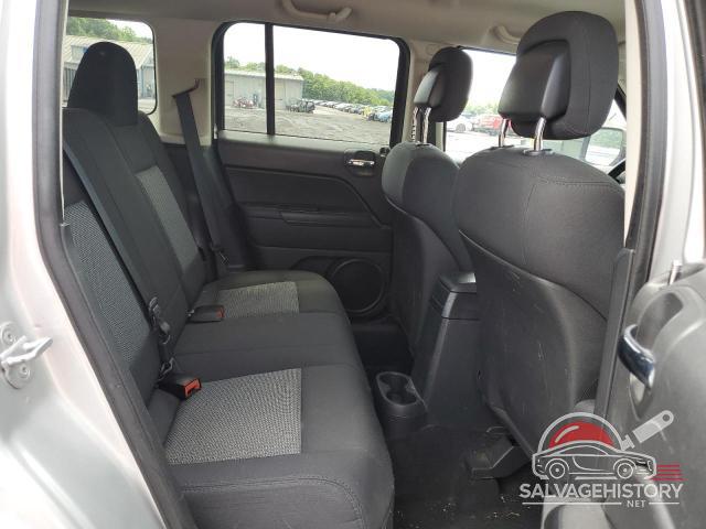 1J4NF1GB0AD675210 2010 JEEP PATRIOT photo no. 11