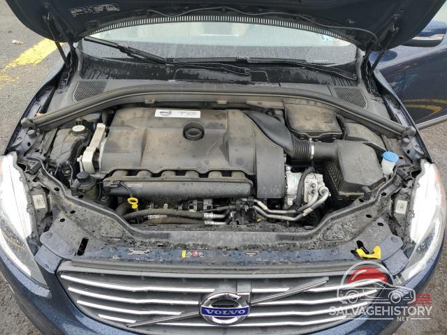 YV4902RD8F2582951 2015 VOLVO XC60 photo no. 11