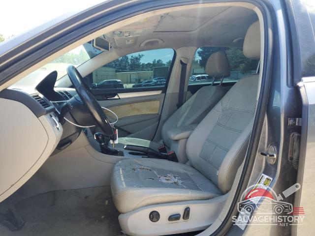 1VWBH7A32DC125800 2013 VOLKSWAGEN PASSAT photo no. 7