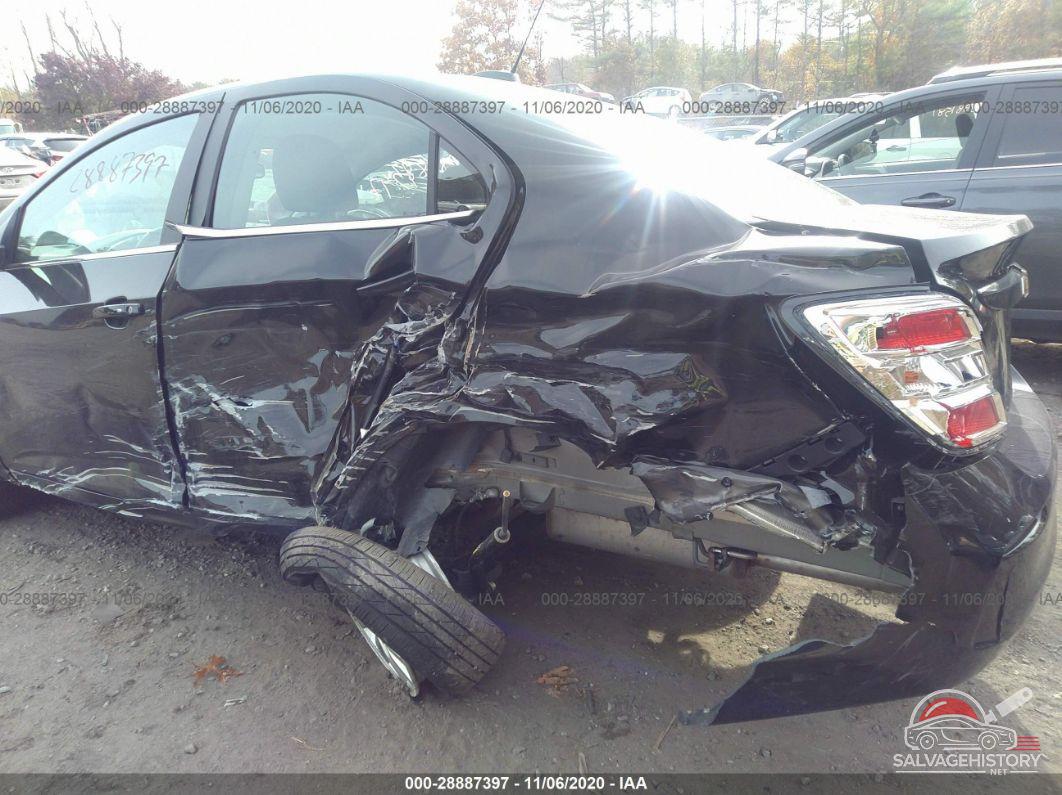1G1JD5SB4K4142053 2019 CHEVROLET SONIC photo no. 6