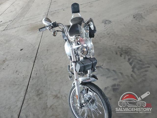 1HD1GP1176K318161 2006 HARLEY-DAVIDSON FX photo no. 5