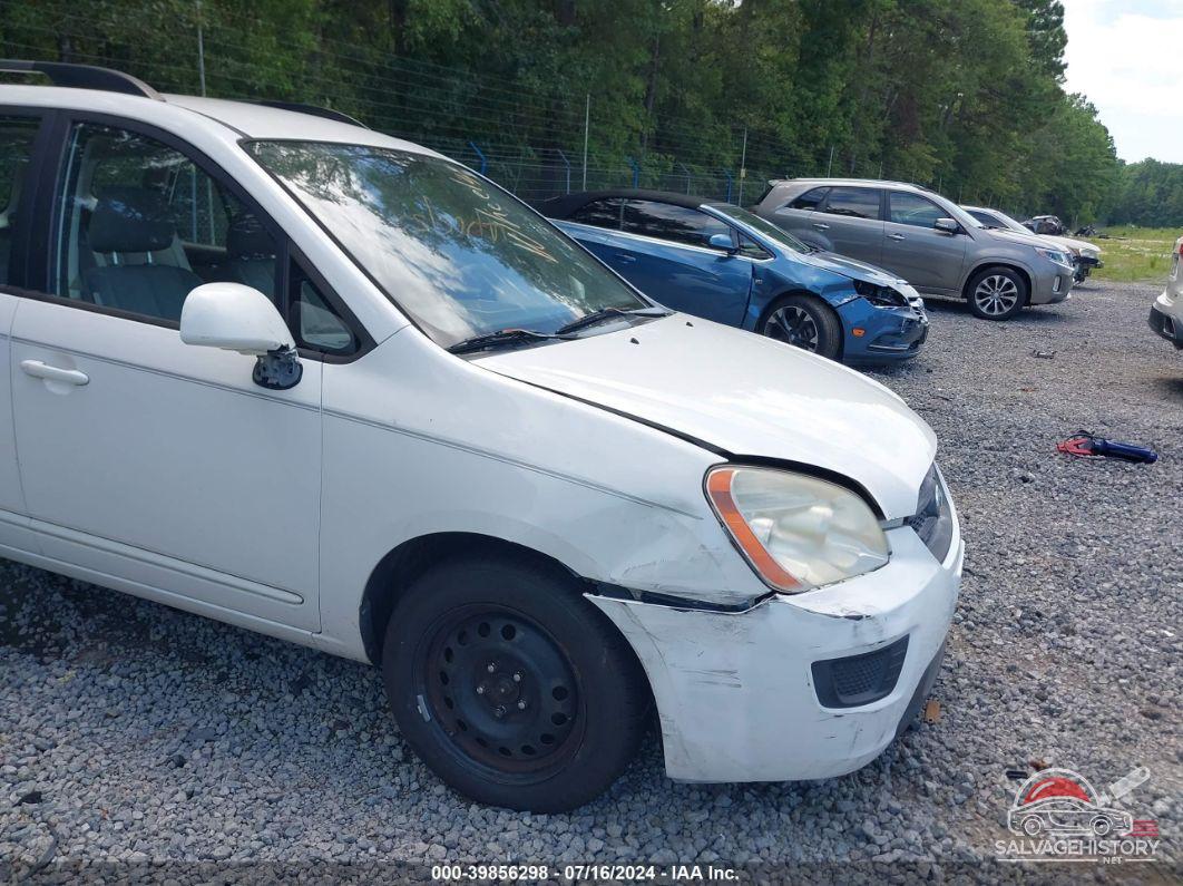 KNAFG528297251769 2009 KIA RONDO photo no. 6