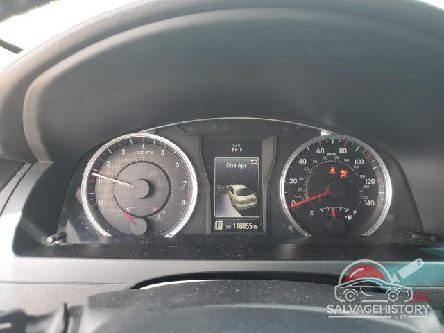 4T1BF1FK8GU128569 2016 TOYOTA CAMRY photo no. 9