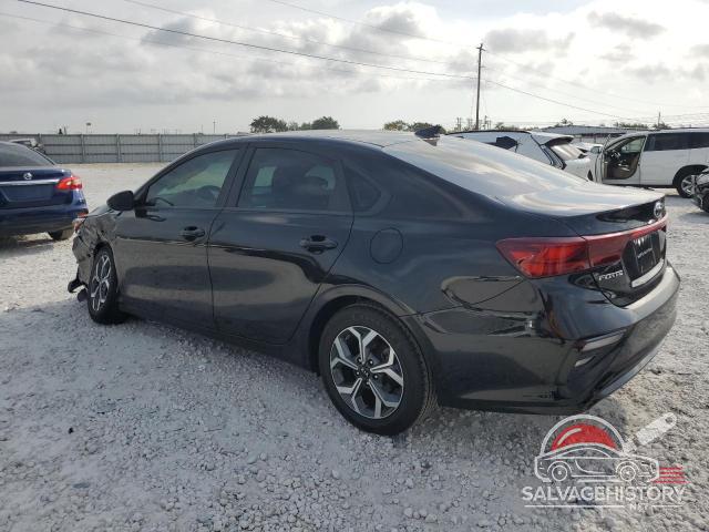 3KPF24AD1ME380573 2021 KIA FORTE photo no. 2
