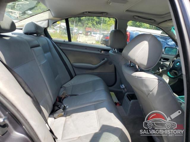 WBAET37462NG72366 2002 BMW 3 SERIES photo no. 10