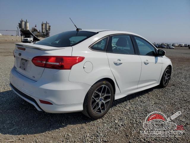1FADP3F25FL385897 2015 FORD FOCUS photo no. 3