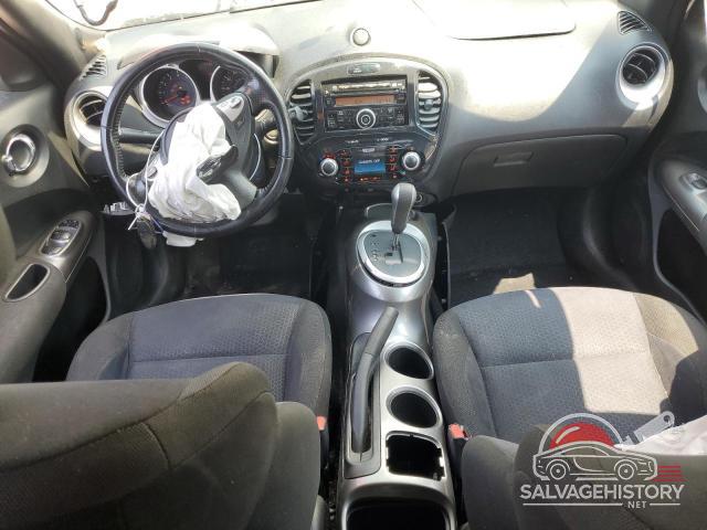 JN8AF5MV2CT114420 2012 NISSAN JUKE photo no. 8