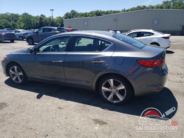 19VDE1F52DE019537 2013 ACURA ILX photo no. 2