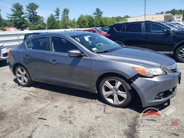 19VDE1F52DE019537 2013 ACURA ILX photo no. 4