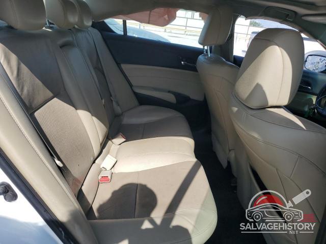 19VDE1F57DE018271 2013 ACURA ILX photo no. 10
