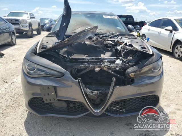 ZARFAEEN2J7576051 2018 ALFA ROMEO GIULIA photo no. 5