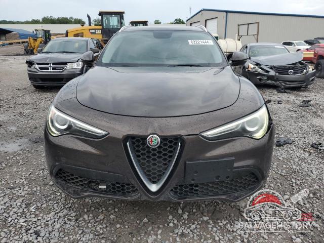 ZASFAKAN7J7B77965 2018 ALFA ROMEO STELVIO photo no. 5