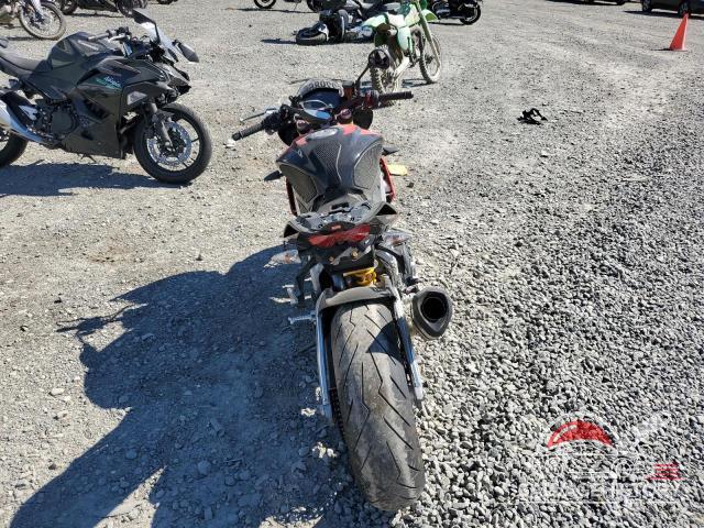 ZD4KGU003KS001120 2019 APRILIA TUONO V4 photo no. 4