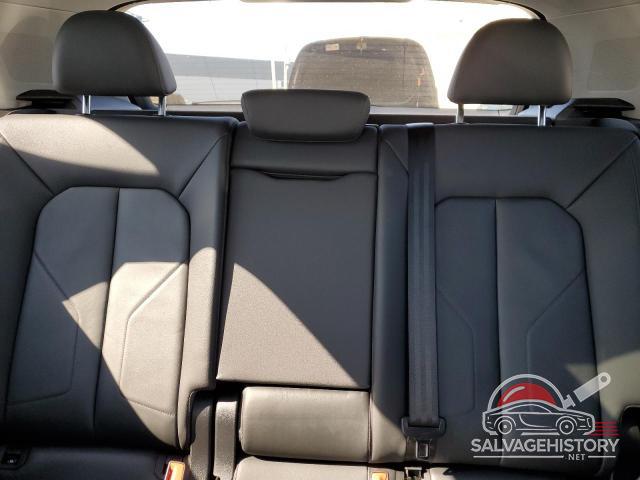 WA1EECF34L1061550 2020 AUDI Q3 photo no. 10