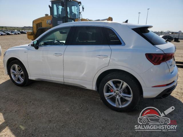 WA1EECF34L1061550 2020 AUDI Q3 photo no. 2