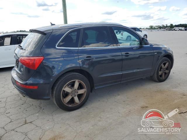 WA1DKAFP1CA070704 2012 AUDI Q5 photo no. 3