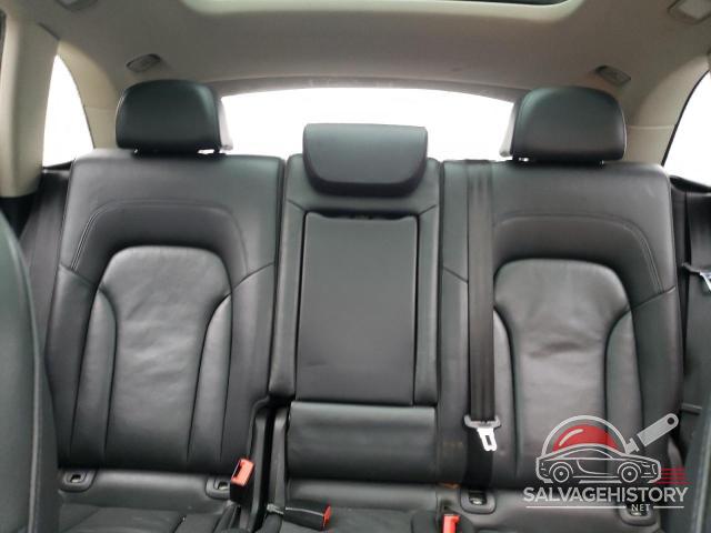 WA1DKAFP4CA080112 2012 AUDI Q5 photo no. 10