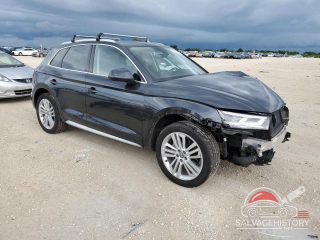 WA1BNAFY6K2048102 2019 AUDI Q5 photo no. 4