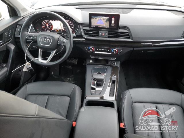 WA1BNAFY6K2048102 2019 AUDI Q5 photo no. 8