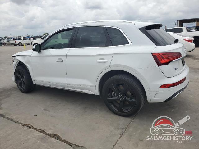 WA1CABFY0M2026797 2021 AUDI Q5 photo no. 2