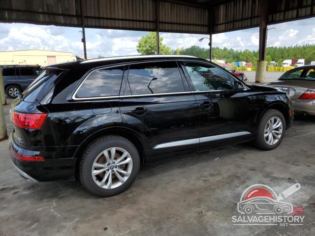 WA1AAAF74HD010010 2017 AUDI Q7 photo no. 3