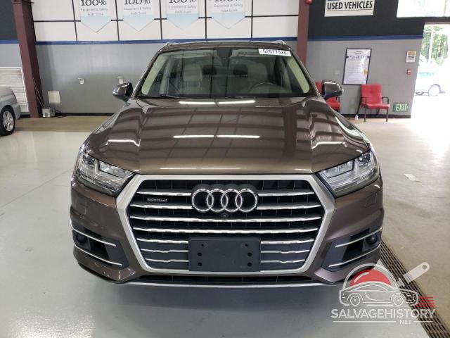 WA1LAAF7XHD019996 2017 AUDI Q7 photo no. 5