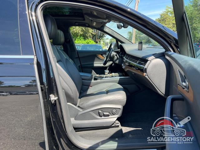WA1VAAF79HD012174 2017 AUDI Q7 photo no. 5
