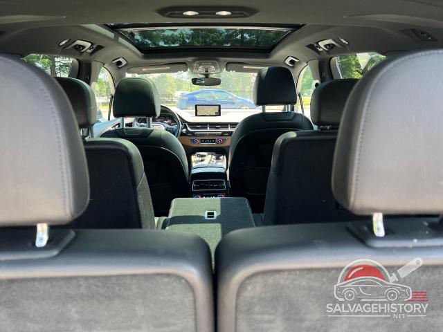 WA1VAAF79HD012174 2017 AUDI Q7 photo no. 9
