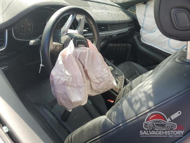 WA1AAAF78KD003164 2019 AUDI Q7 photo no. 8