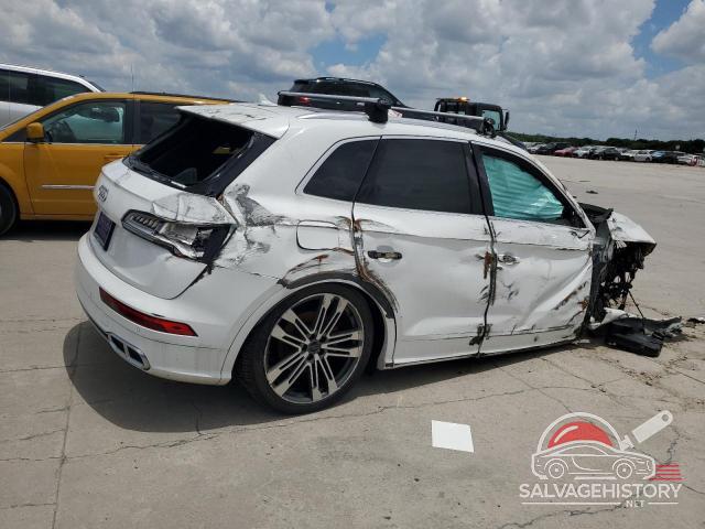 WA1A4AFY9J2086730 2018 AUDI SQ5 photo no. 3