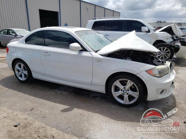 WBAUP9C5XDVF46712 2013 BMW 1 SERIES photo no. 4