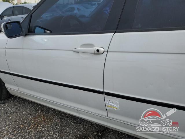 WBAET37492NJ20910 2002 BMW 3 SERIES photo no. 12