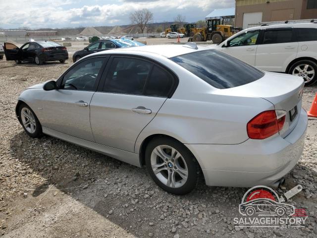 WBAVA33528KX88059 2008 BMW 3 SERIES photo no. 2