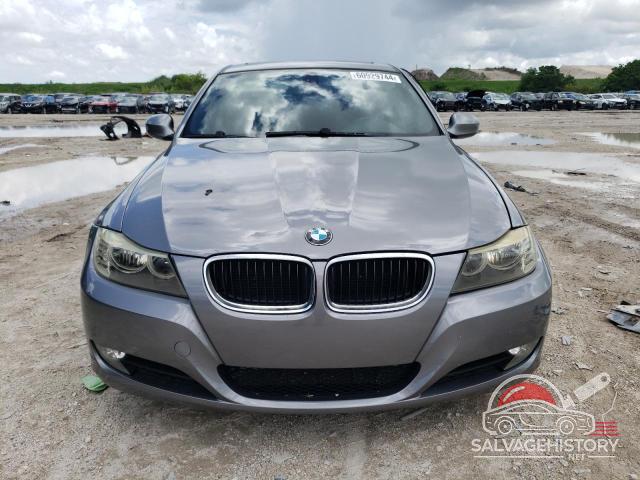 WBAPH735X9A174718 2009 BMW 3 SERIES photo no. 5