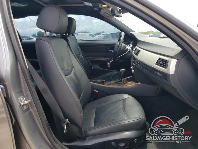 WBAPH735X9A174718 2009 BMW 3 SERIES photo no. 7