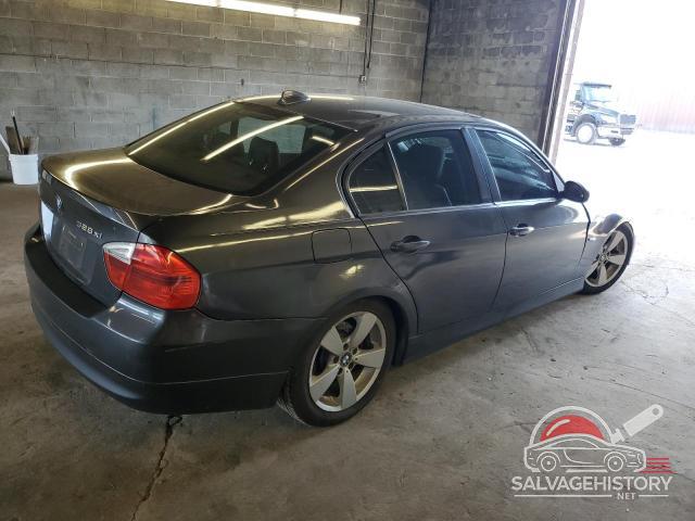 WBAPK5C53AA650642 2010 BMW 3 SERIES photo no. 3