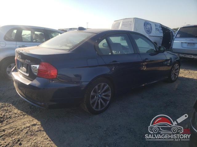 WBAPH5G56BNM71837 2011 BMW 3 SERIES photo no. 3