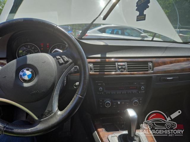 WBAPK7C57BA971502 2011 BMW 3 SERIES photo no. 9